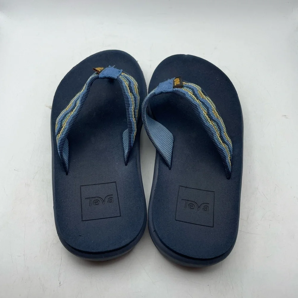 Teva Voya boys blue sandals size 13